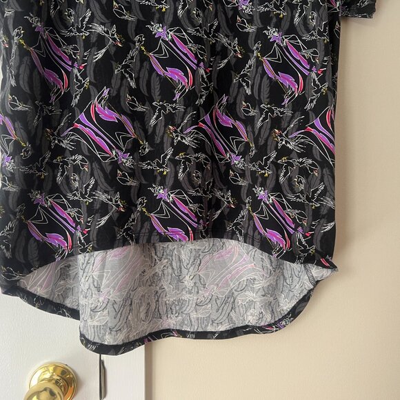 Lularoe Disney Maleficent Shirt Halloween Witch Size XS - Picture 10 of 13
